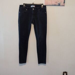 Cabi Knight Dark Wash Mid Rise Skinny Blue Jeans Size 6 #3040